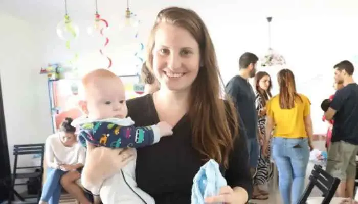 Shiri Bibas, que foi sequestrada com o filho caçula — Foto: Hostages Family Forum via AP