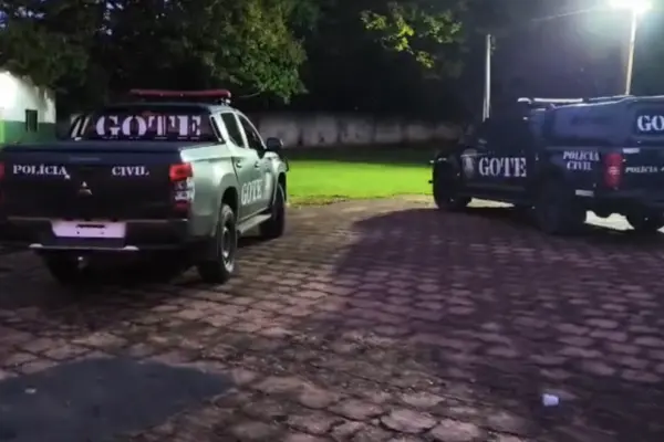 Polícia Civil cumpriu mandados de busca em Tocantinópolis — Foto: PCTO/Divulgação