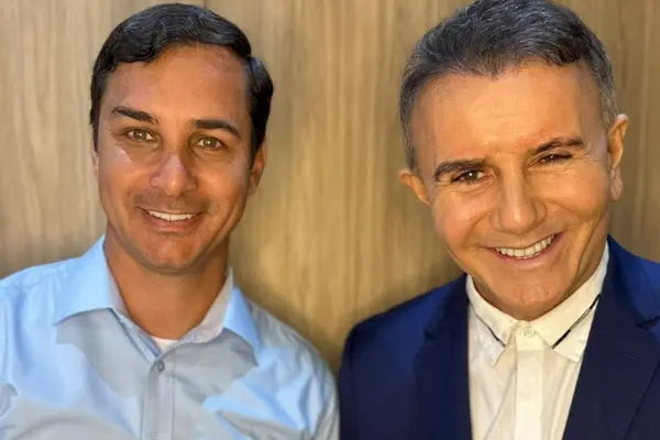 Carlos Eduardo Velozo e Eduardo Siqueira Campos, vice e prefeito de Palmas (Foto: Divulgação)
